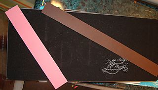 Pennant die with scraps