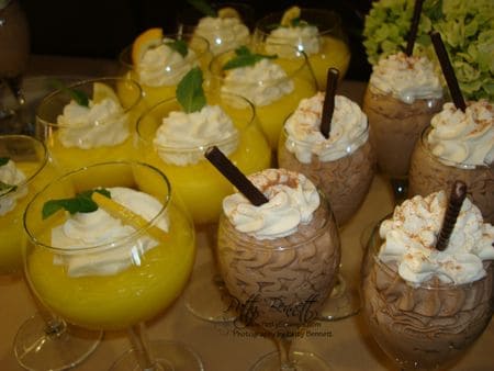 Dessert cups