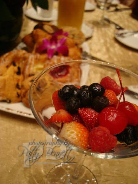 2 ab bkfst fruit