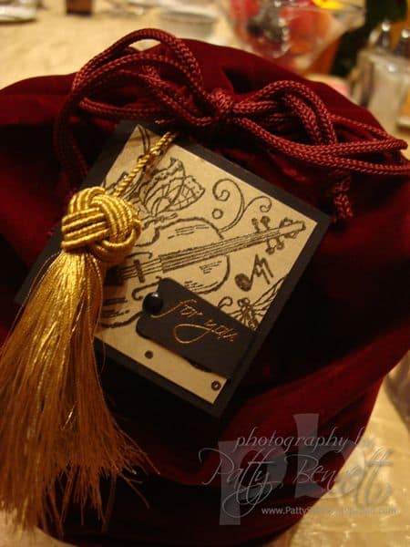 2 ab bkfst gift
