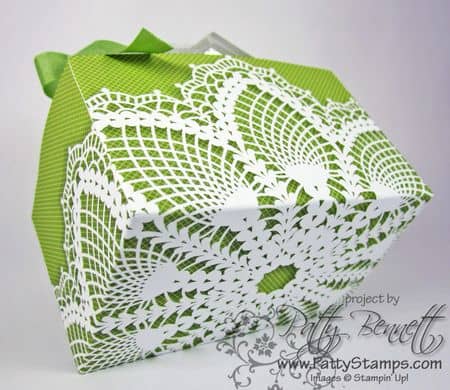 Lace box bottom