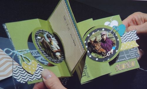 Circle flip pull out card 1