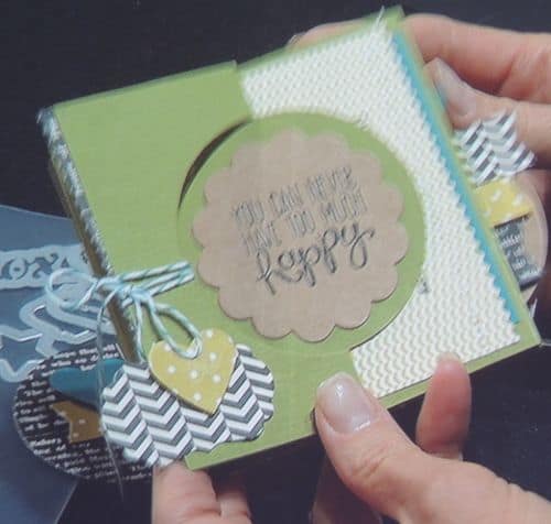 Circle flip card 1