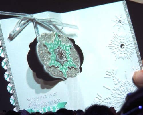 Label flip card snowflake