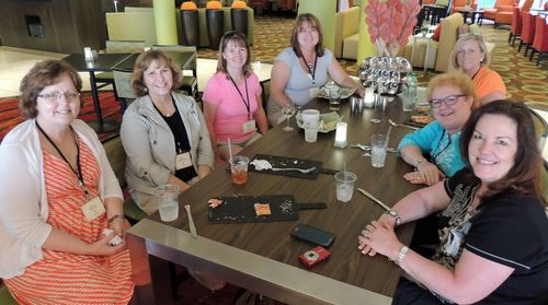 Founders-circle-dinner-2