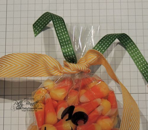 Jack-o-lantern-cello-bag-bow-tip Jack-o-lantern-cello-bag-bow-tip