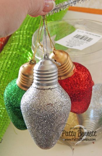 Deco-mesh-wreath-ornament-bulbs Deco-mesh-wreath-ornament-bulbs