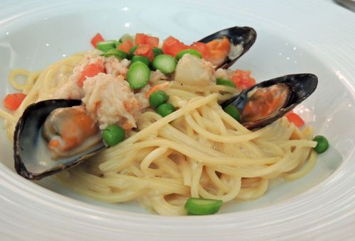 Seafood-pasta-dinner