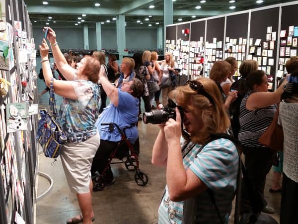 Convention-sample-display Convention-sample-display