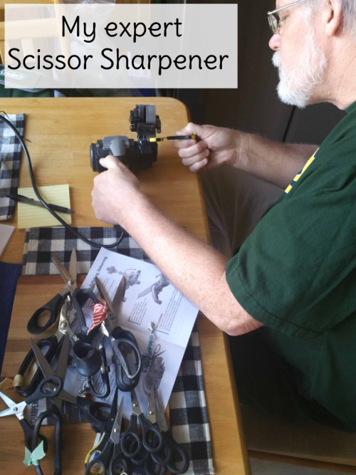 Scissor Sharpening tip: Work Sharp knife sharpener is fabulous for my Stampin' Up! paper snips! Scissor Sharpening tip: Work Sharp knife sharpener is fabulous for my Stampin' Up! paper snips!