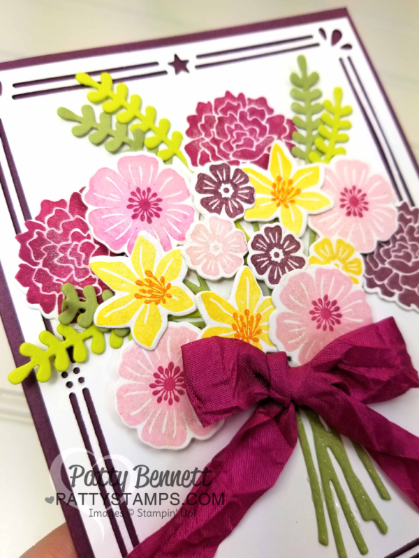 Beautiful Bouquet Stampin' Up! stamp set card idea featuing die cut frame from the Holiday Catalog Card Front Builder thinlit set. 