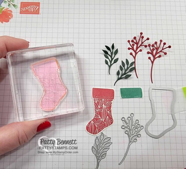 DIY Cute Christmas Wreath Ornament with the Stampin' Up! Tidings and Trimmings bundle. 
